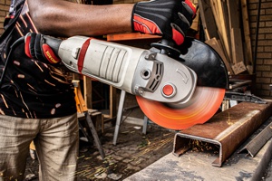 Cordless drill